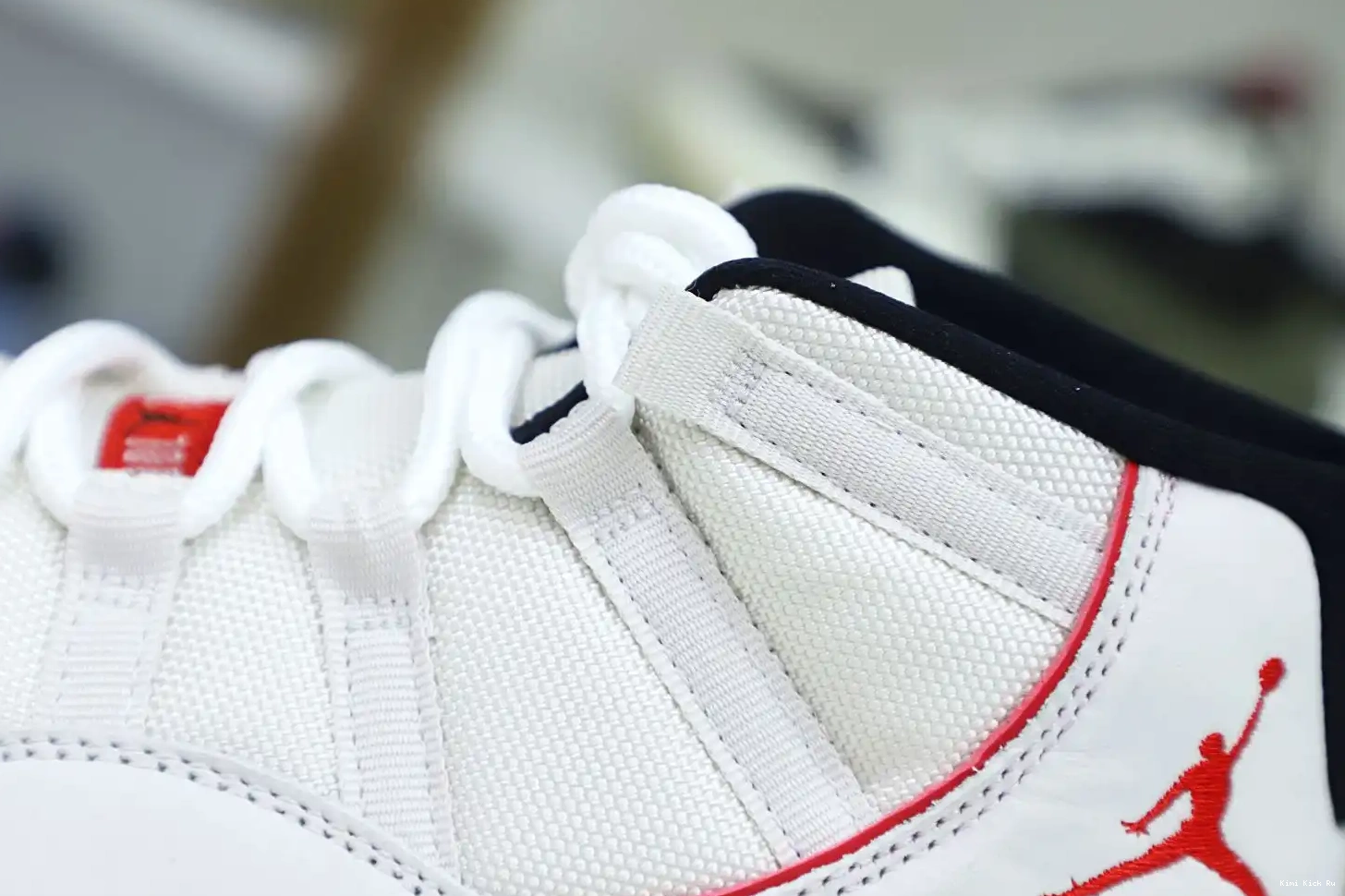 JORDAN TINT Kimikick 11 XI PLATINUM RETRO AIR 0526